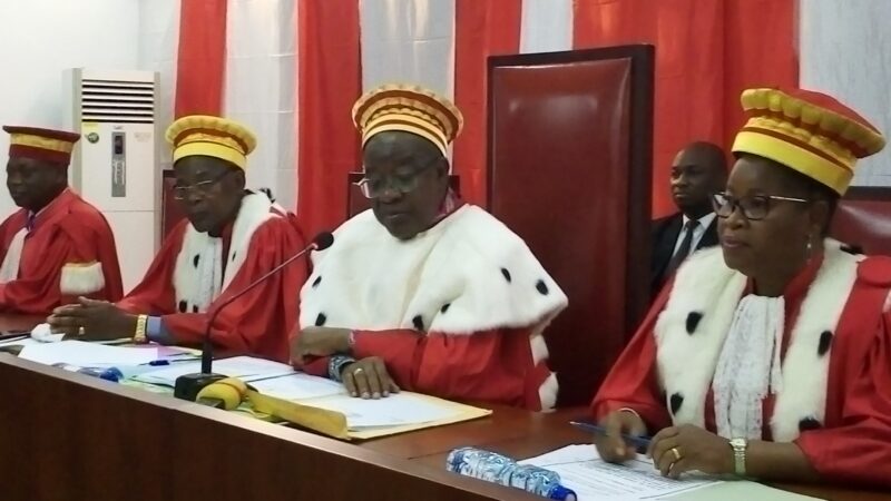 Togo/Le nouveau président de la HAPLUCIA prête serment devant la cour suprême