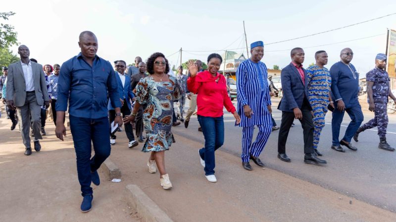 Togo/ Réhabilitation de la voirie urbaine d’Atakpamé et d’Anié : le Premier ministre constate l’évolution des travaux