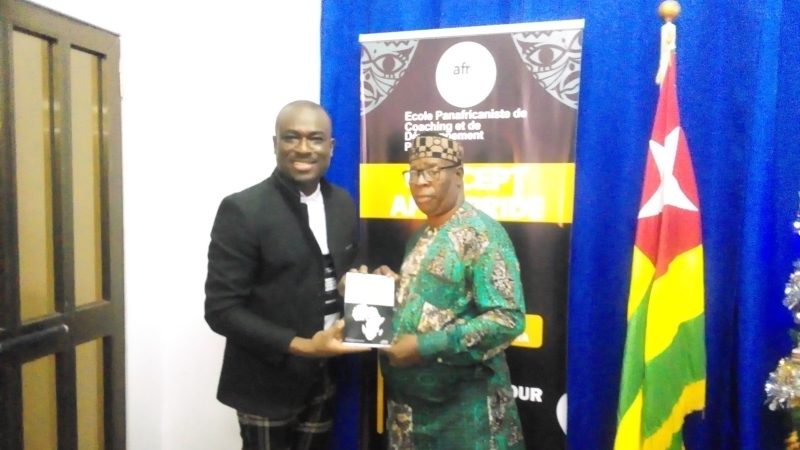 Togo/ Le député Innocent Kagbara dédicace son ouvrage « Expérience Malaisienne pour un patriotisme panafricaniste »